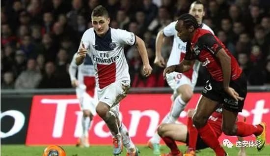 问鼎娱乐官方平台- 斯特拉斯堡门将神勇扑点，力保不败金身延续  