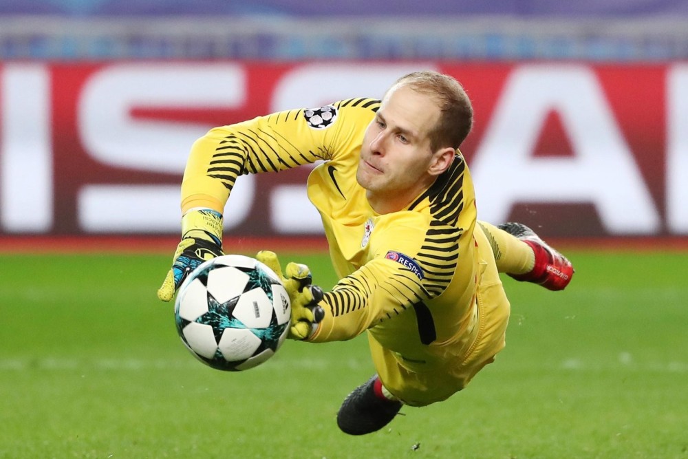 问鼎娱乐下载- 沃尔夫斯堡后防重组效果显著零封对手  