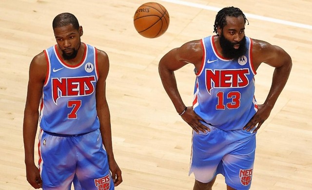  湖人官宣威少交易，三巨头阵容正式解体  