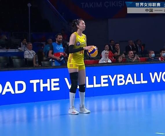  洛里昂队长染红离场，球队痛失好局无缘三连胜  